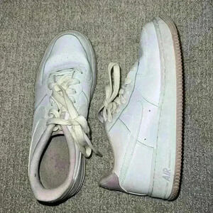 Nike Lavender Air Force one women’s sneakers